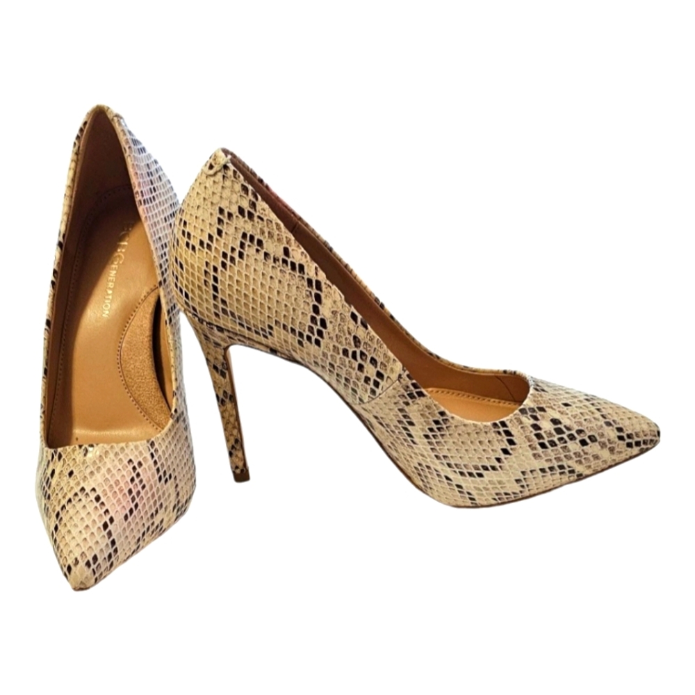 BCBGENERATION Snakeskin High Heel Pumps